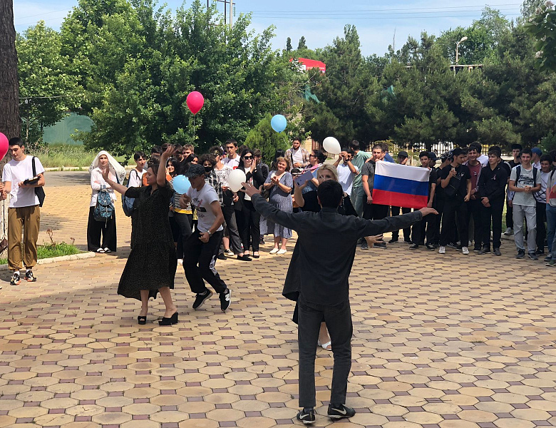 В Энергетическом колледже прошёл концерт, посвящённый Дню России